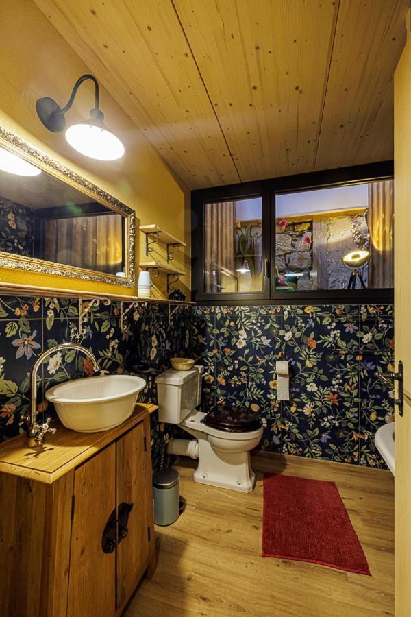 Uelis-Stöckli-Gästezimmer auf belebtem Bauernhof mit Hotpot und Alpakatrekking Meikirch Exterior foto